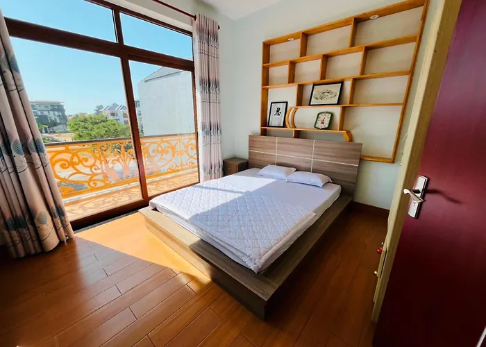 Lộc Vừng Khách sạn *