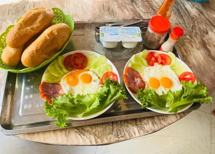 Khách sạn Lộc Vừng
